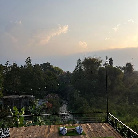 Vila Njd Bogor Zewnętrze zdjęcie