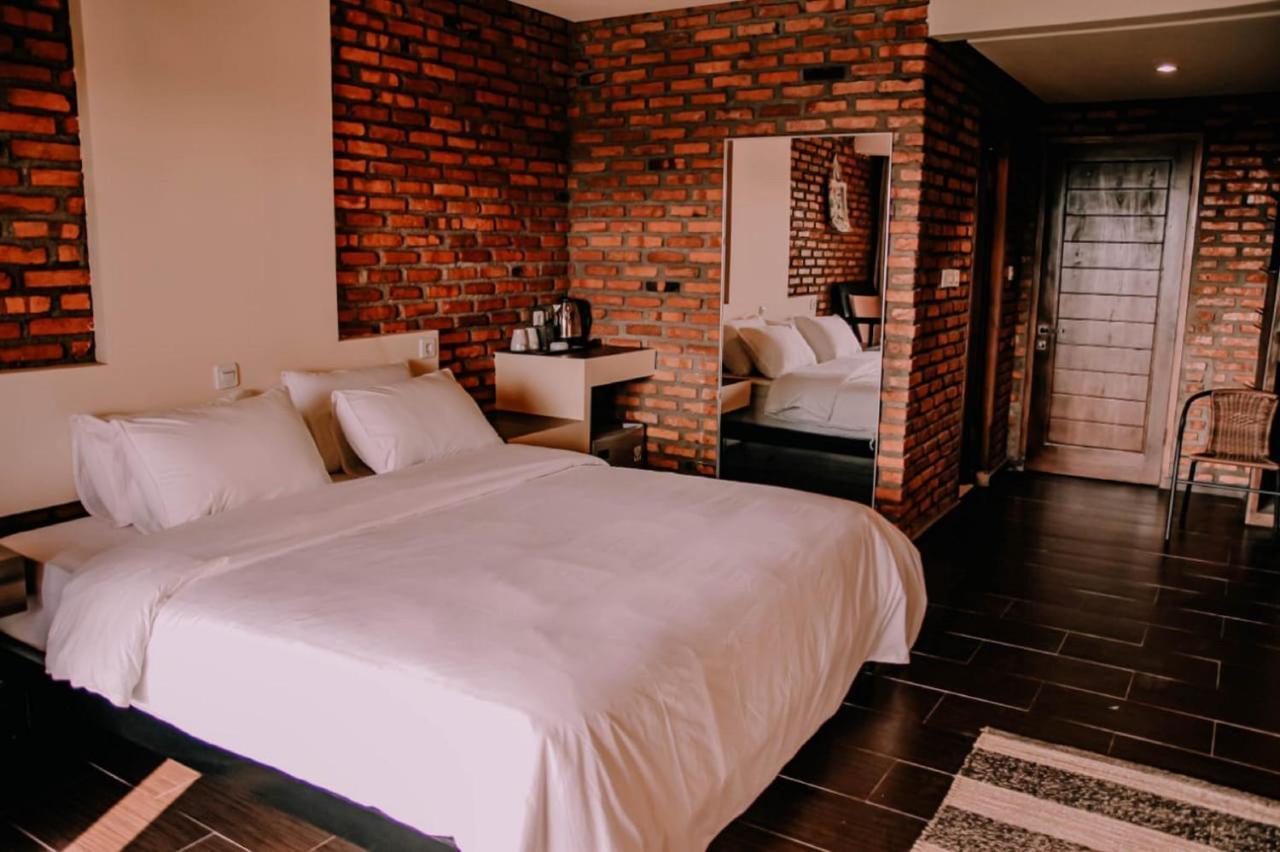 Vila Njd Bogor Zewnętrze zdjęcie